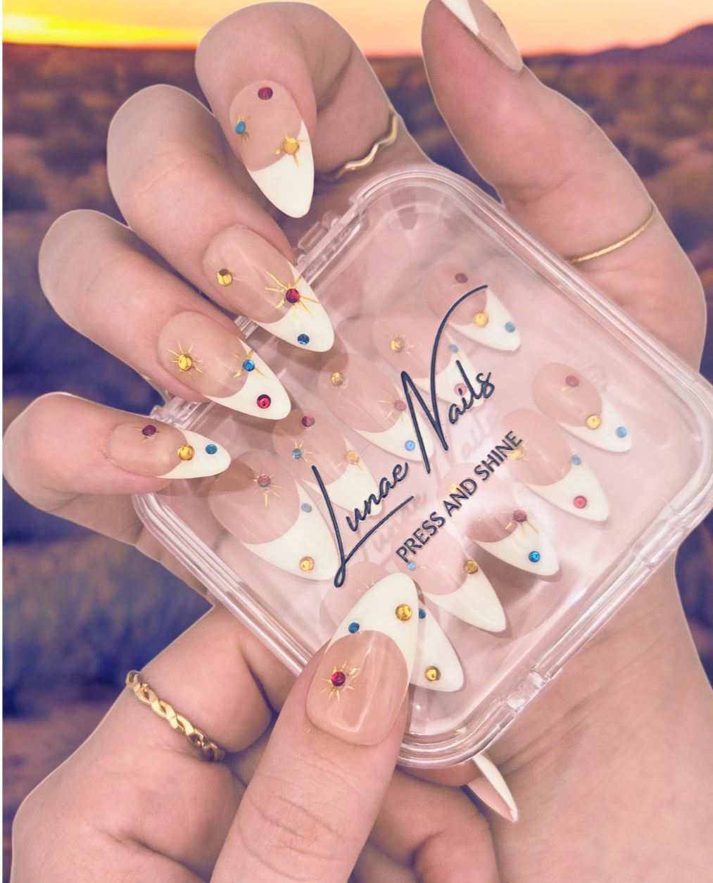 Lunae Nails press-on nails, unghie press-on french