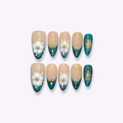 Flora Jade