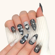 Unghie press-on gothic nere, argento, y2k, alternative, press-on nails