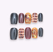 Press on nails marrone, caramello, nero con dettagli oro