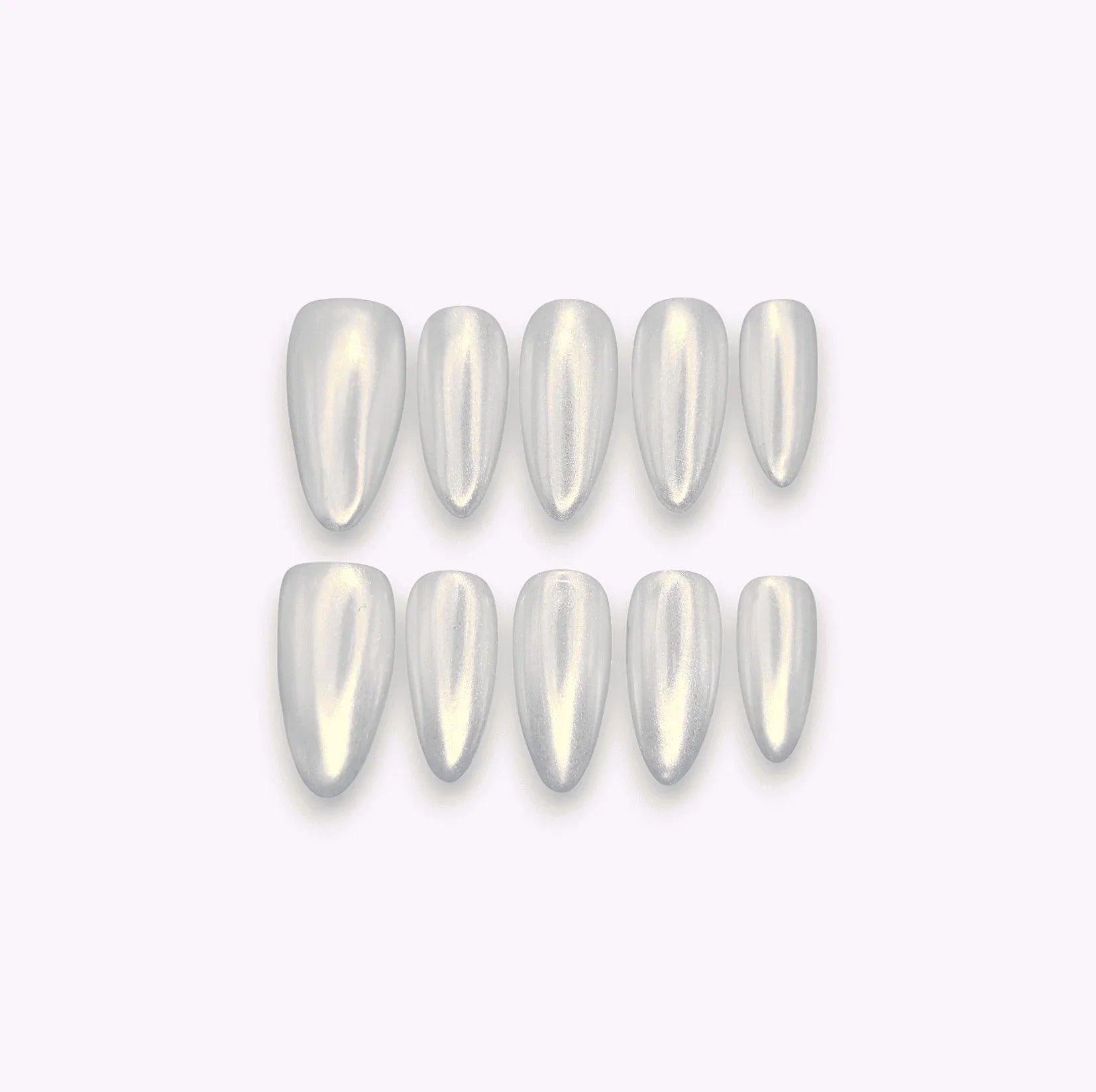 Unghie press on in gel a mandorla bianco perlato