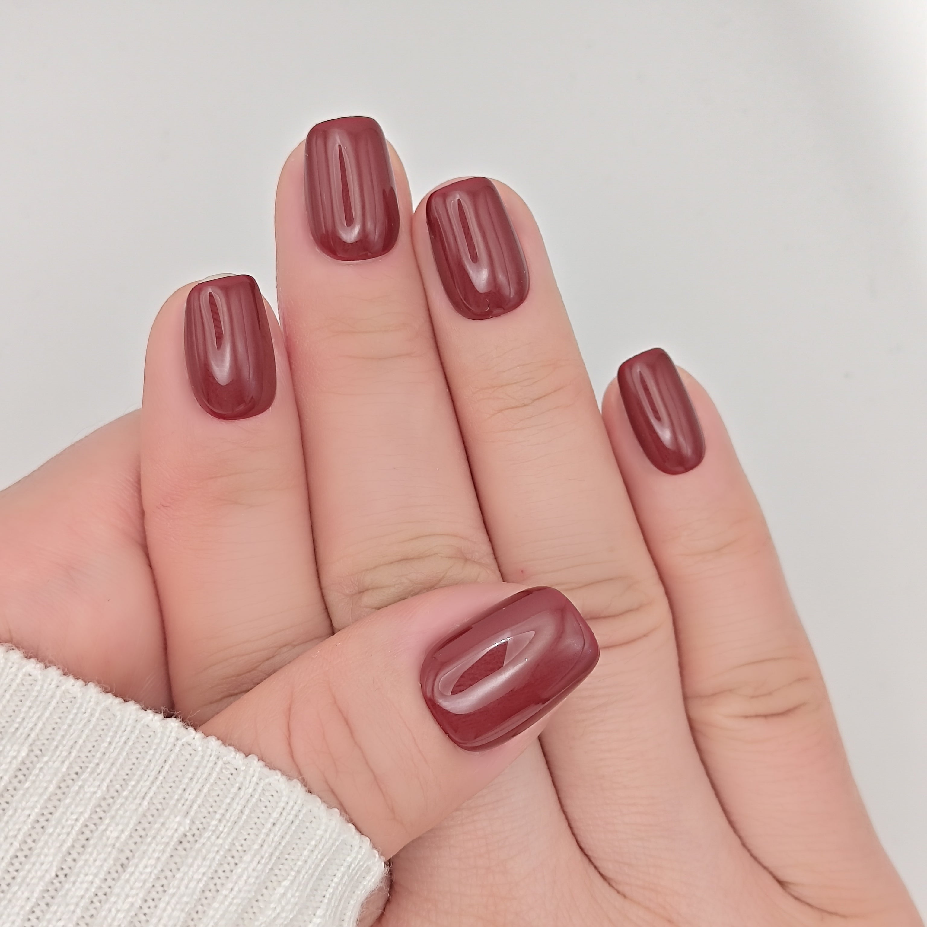 Press on nails corte rosse